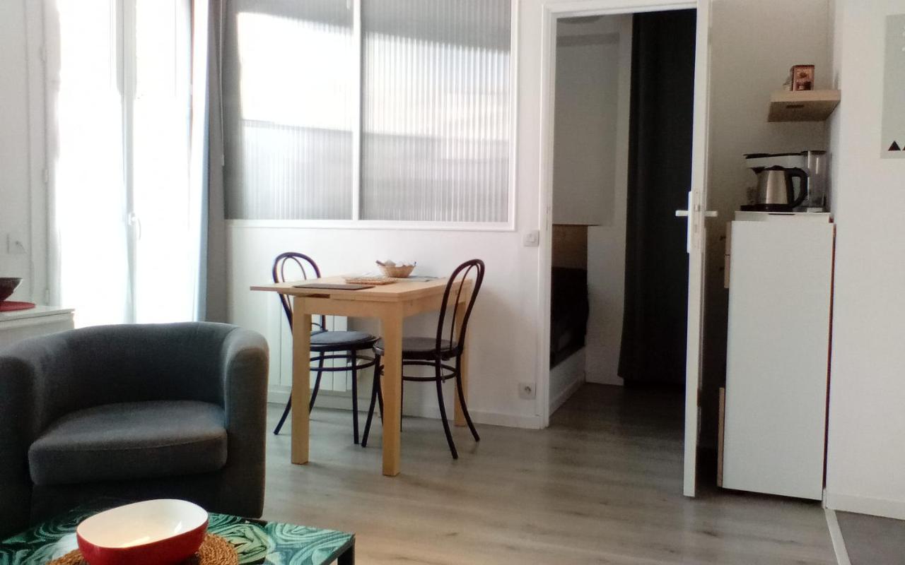 Ferienwohnung Les Bonbonieres d'Andrea Gavinies Pellegrin Bordeaux Exterior foto