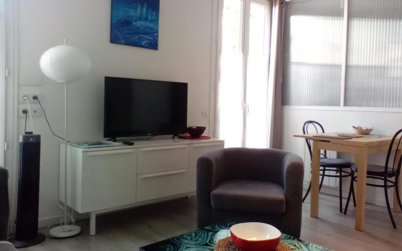 Ferienwohnung Les Bonbonieres d'Andrea Gavinies Pellegrin Bordeaux Exterior foto